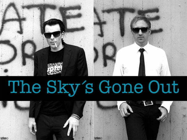 27. desember 2021 - Konsert med The Sky's Gone Out hos VÆRK